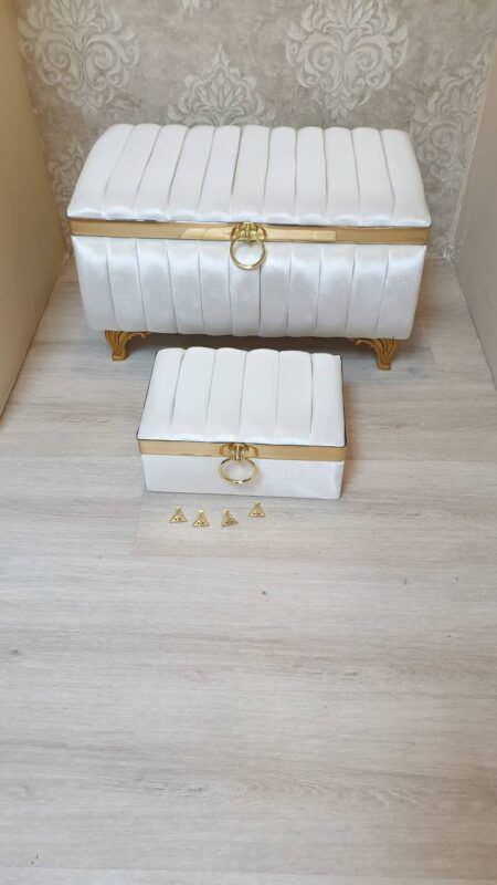 Double Star Cream Bridal Chest Set