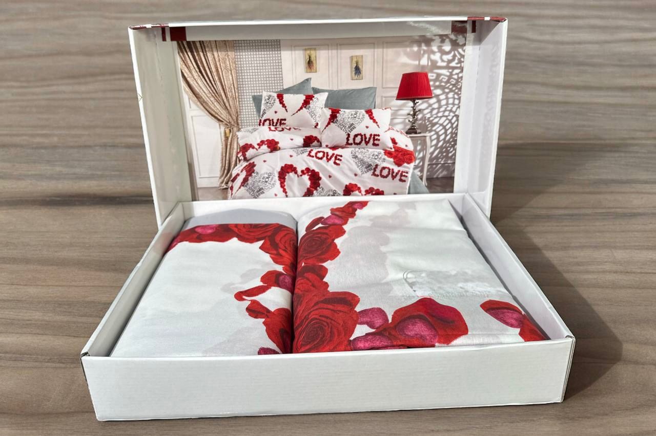 Love Pattern Double Duvet Cover Set