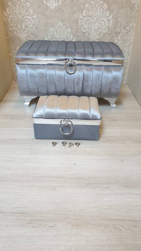 Double Star Cream Bridal Chest Set